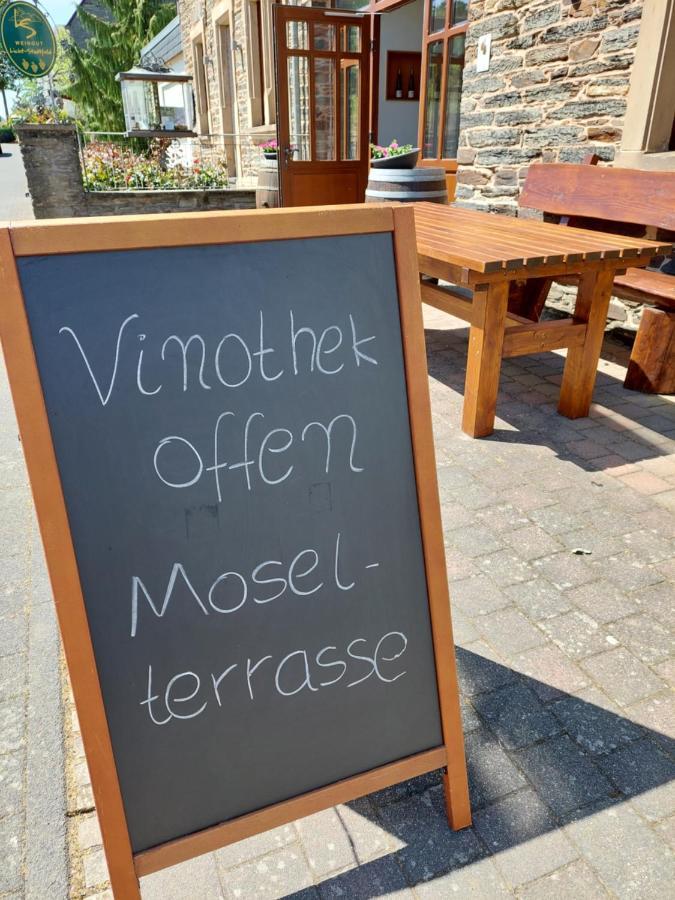 Weingut Licht-Stadtfeld ブラウンエーベルク エクステリア 写真